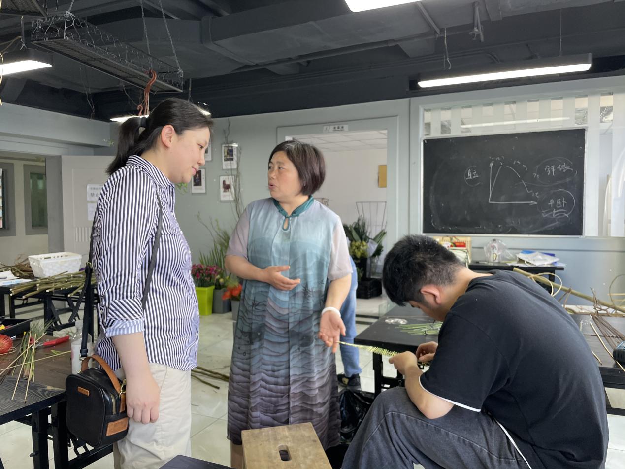 花艺慰问2.jpg 花艺慰问2.jpg